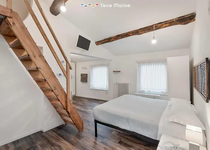 Maestrale 11, Terre Marine Apartment La Spezia